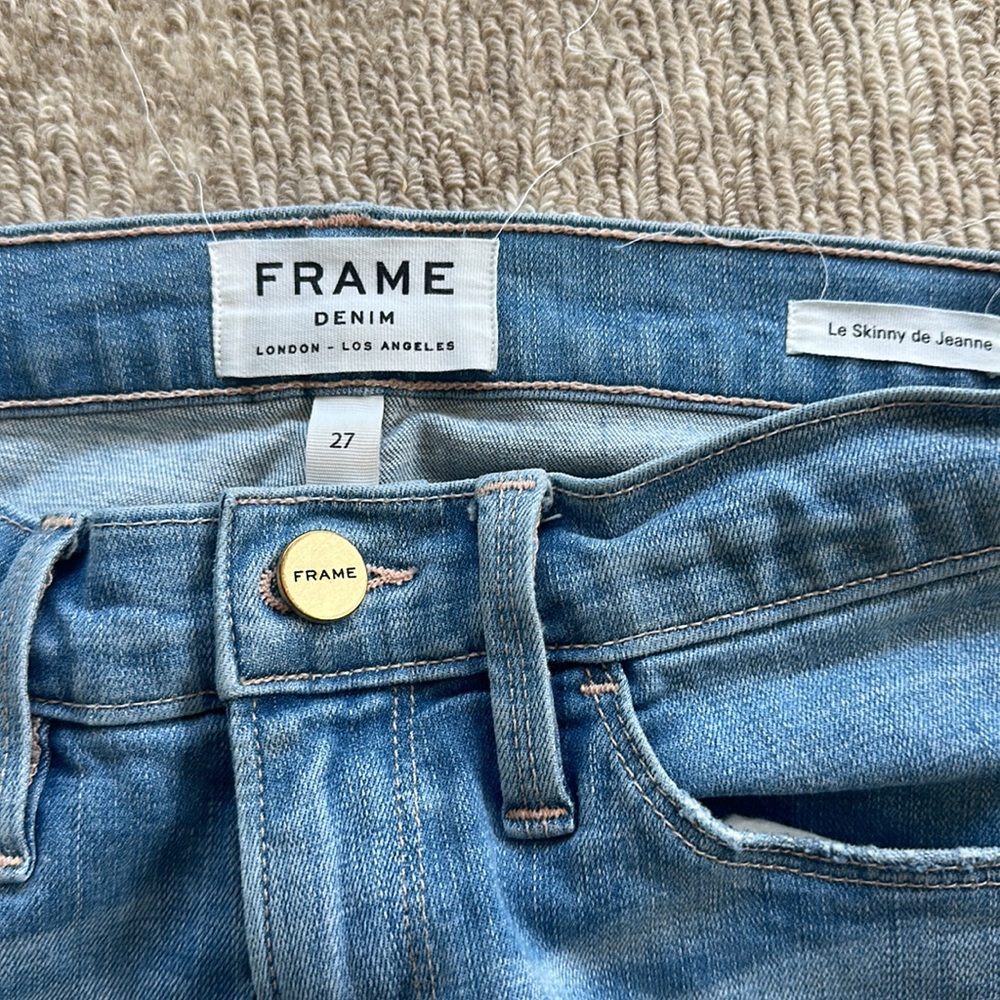 FRAME Le Skinny de Jeanne
